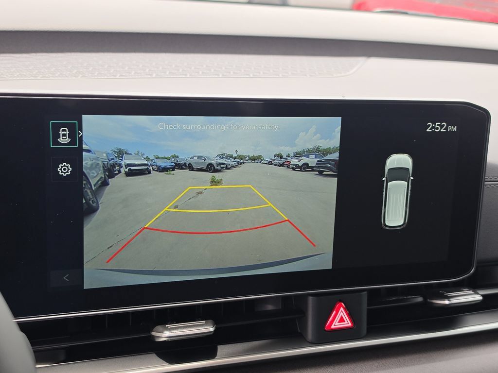 New 2026 Kia Carnival EX FWD image 25