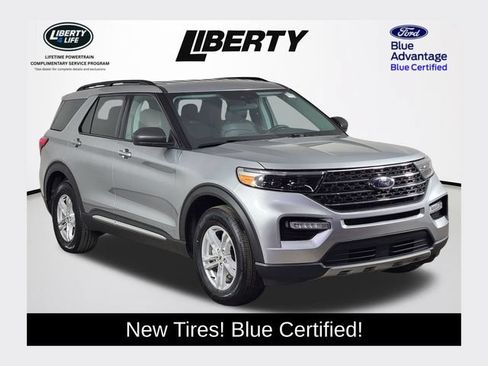Certified 2024 Ford Explorer XLT w/ Equipment Group 202A AWD/4WD image 1