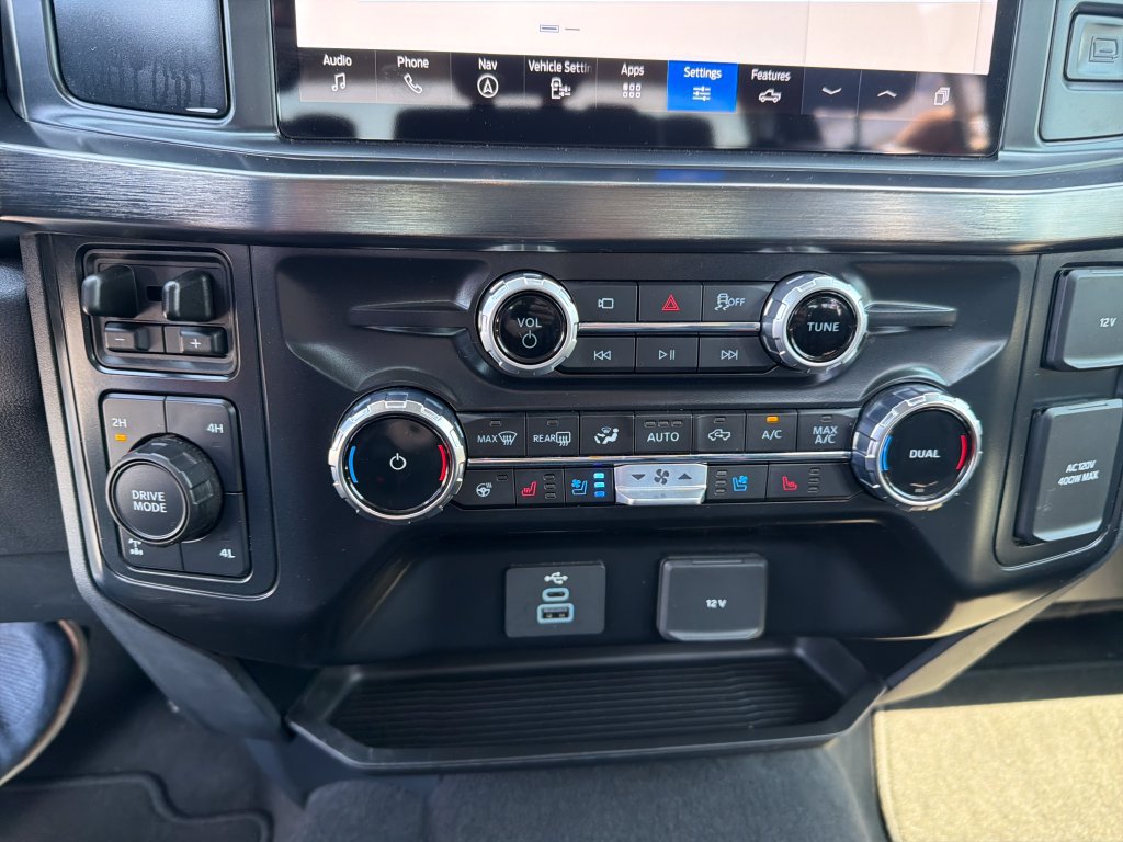 Used 2025 Ford F350 Lariat w/ Camper Package AWD/4WD image 18