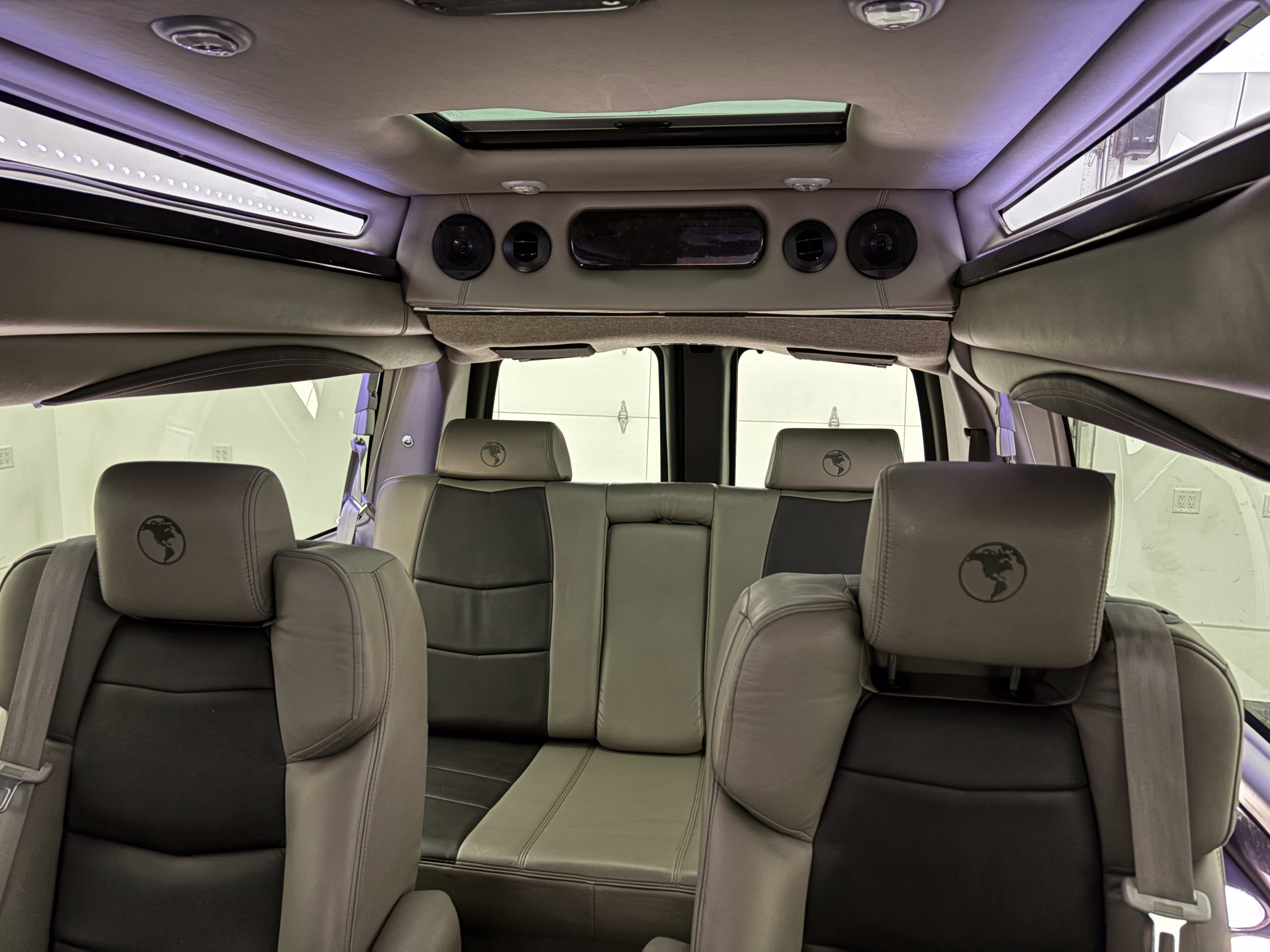 Used 2021 GMC Savana 3500 LS w/ Chrome Appearance Package RWD image 48