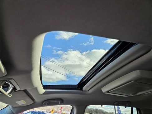 Used 2022 Honda Pilot Touring image 20