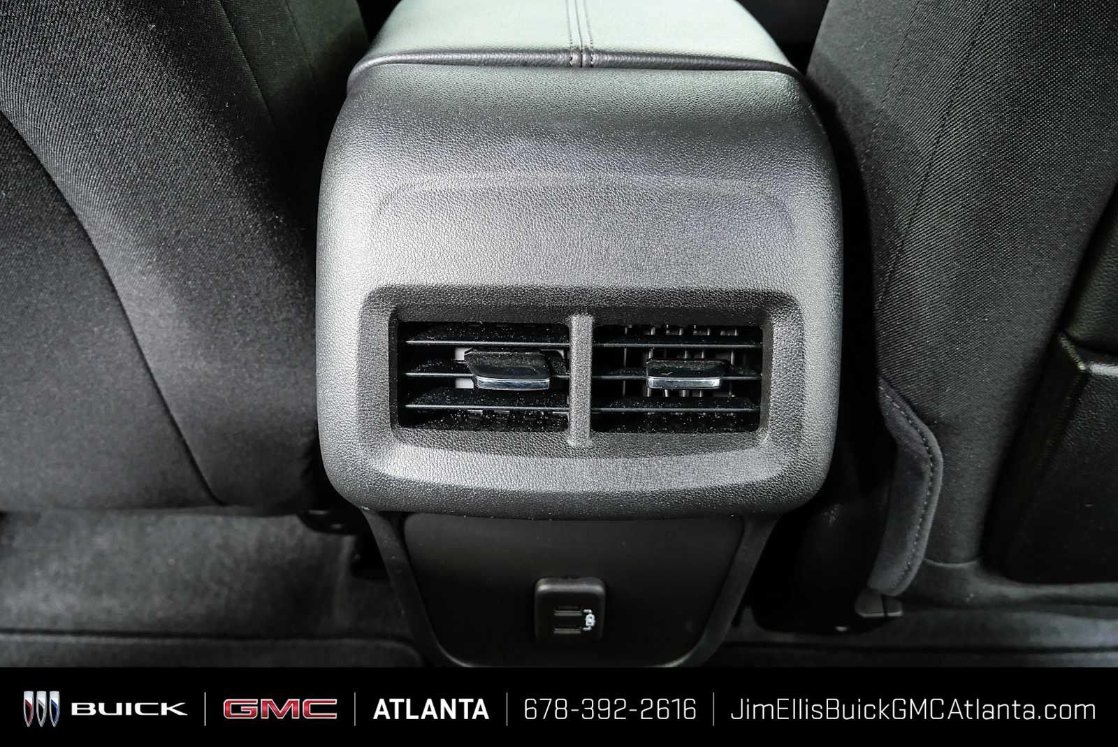 Used 2023 GMC Terrain SLE FWD image 19
