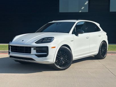 New 2025 Porsche Cayenne Turbo