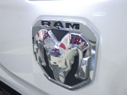 Used 2023 RAM 1500 Laramie AWD/4WD image 38