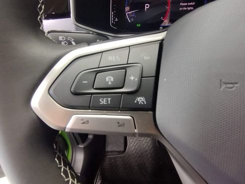 New 2026 Volkswagen Taos SEL AWD/4WD image 24