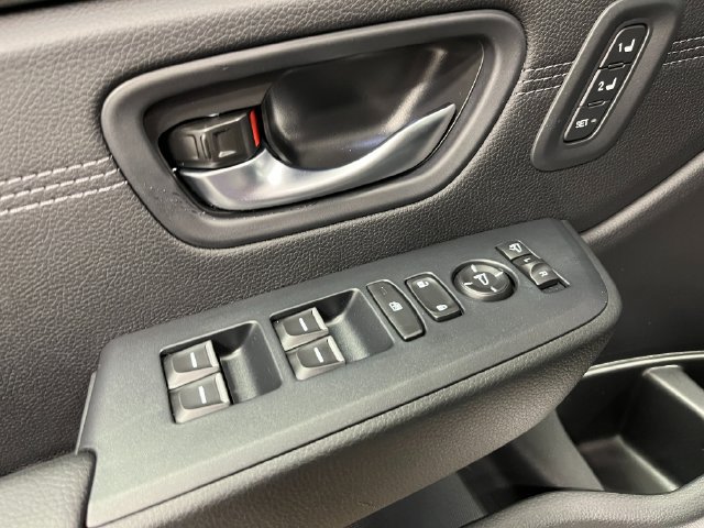 New 2026 Honda Pilot Touring image 13