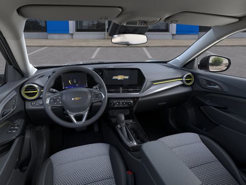 New 2026 Chevrolet Trax LT image 15