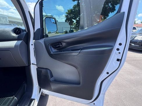 Used 2019 Nissan NV200 SV FWD image 34