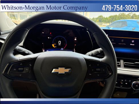 Used 2024 Chevrolet Trax LT FWD image 15