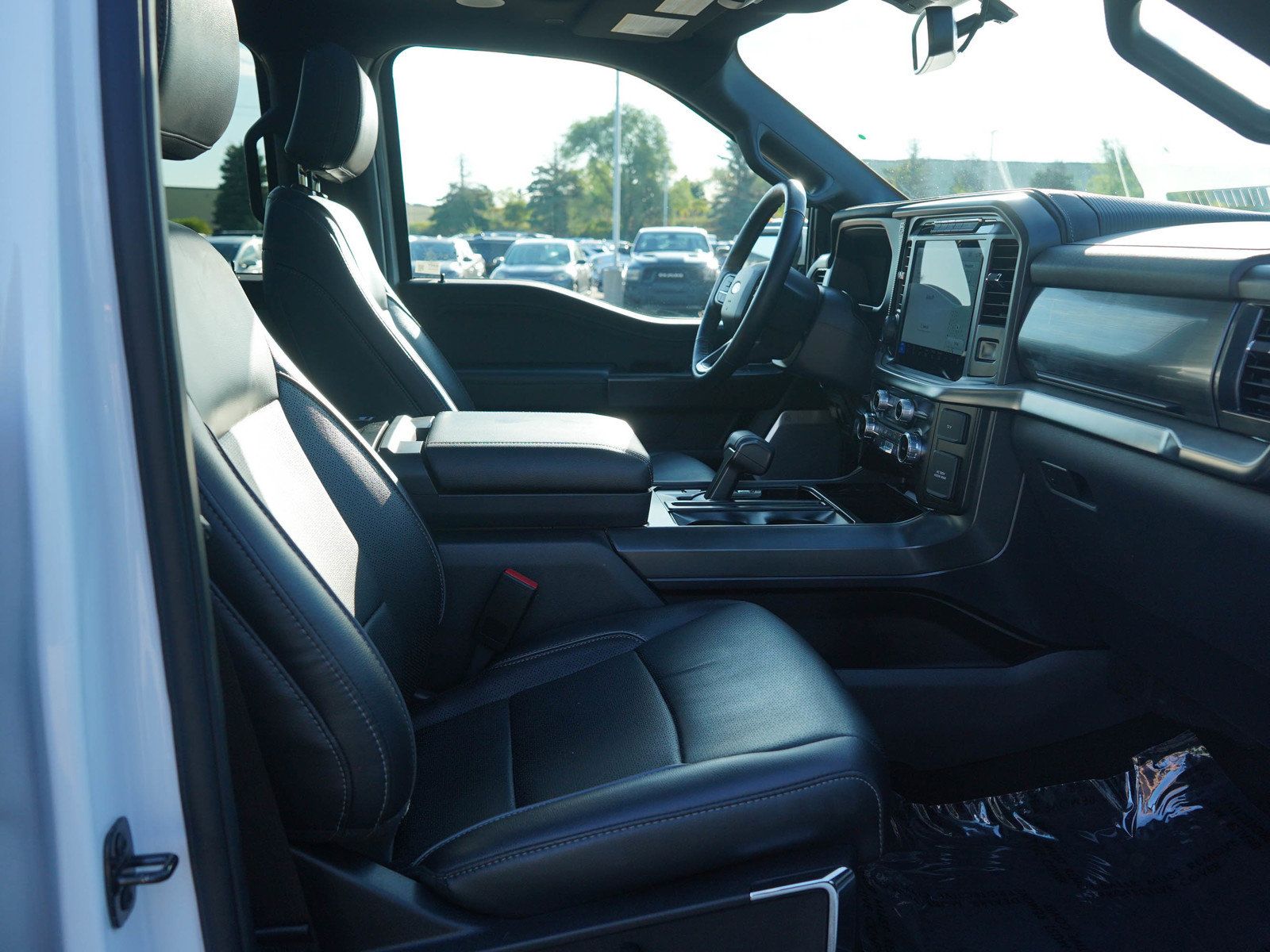 Used 2024 Ford F150 Lariat w/ Equipment Group 502A High AWD/4WD image 11