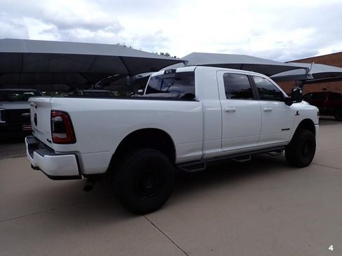 Used 2023 RAM 2500 Laramie AWD/4WD image 10