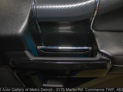 Used 2019 Ford F150 Lariat w/ Equipment Group 502A Luxury AWD/4WD image 34