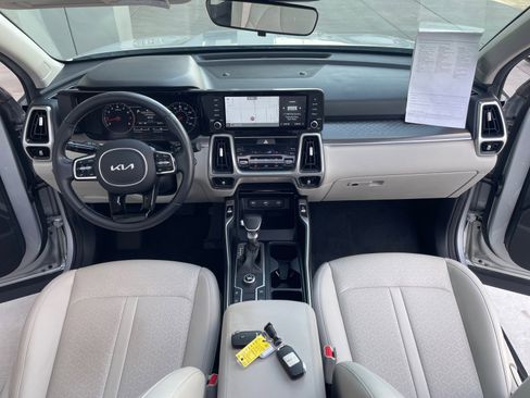 Used 2022 Kia Sorento S w/ Panoramic Sunroof Package image 20