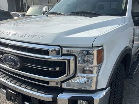 Used 2020 Ford F250 Lariat w/ Lariat Ultimate Package image 3