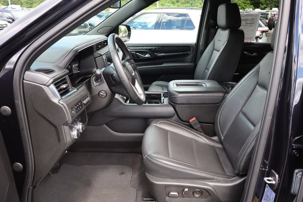 Used 2023 GMC Yukon Denali AWD/4WD image 28