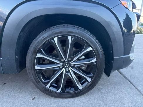 Used 2024 MAZDA CX-50 AWD 2.5 S w/ Premium Package image 12