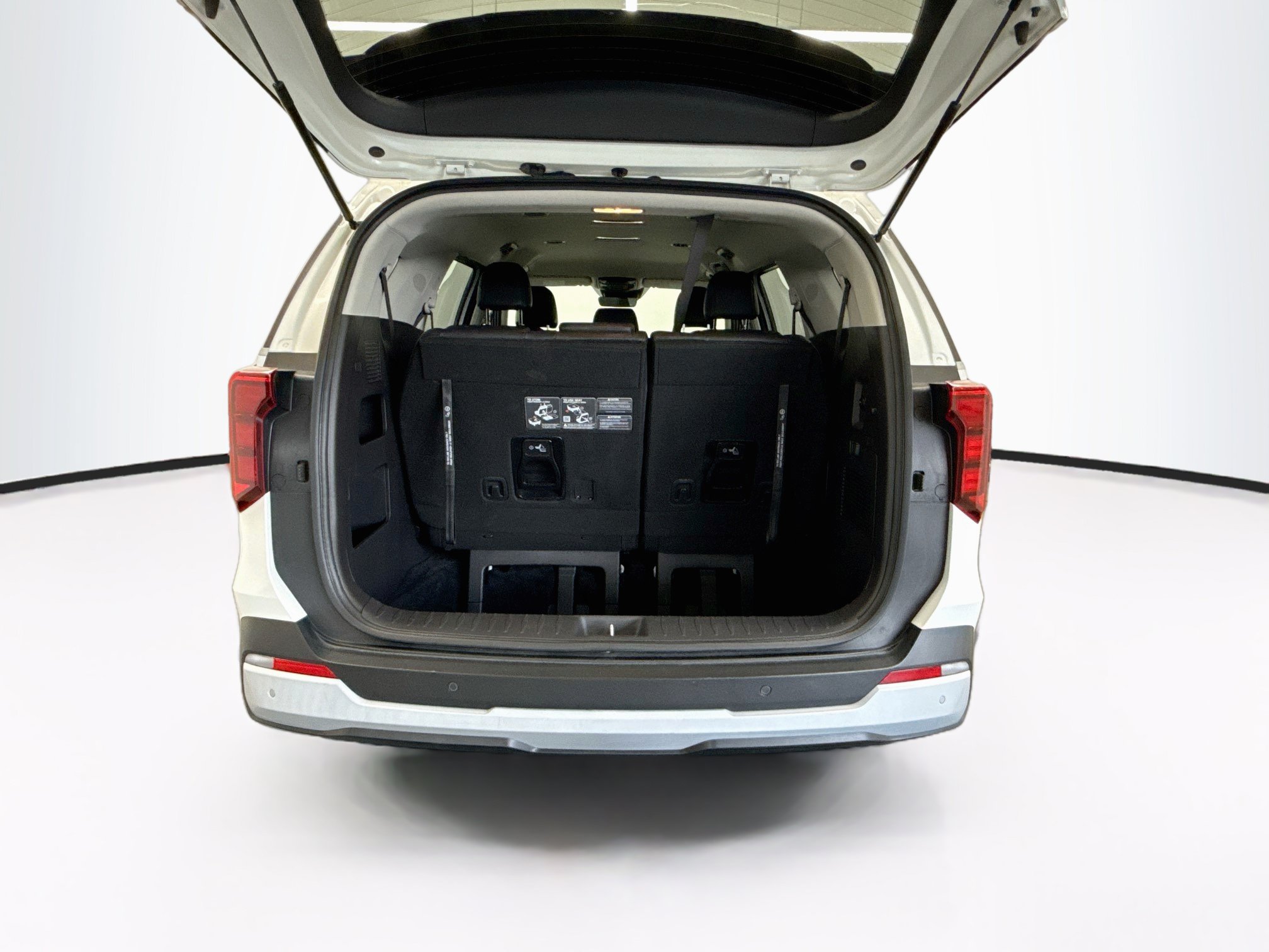 Used 2026 Kia Carnival LXS FWD image 31