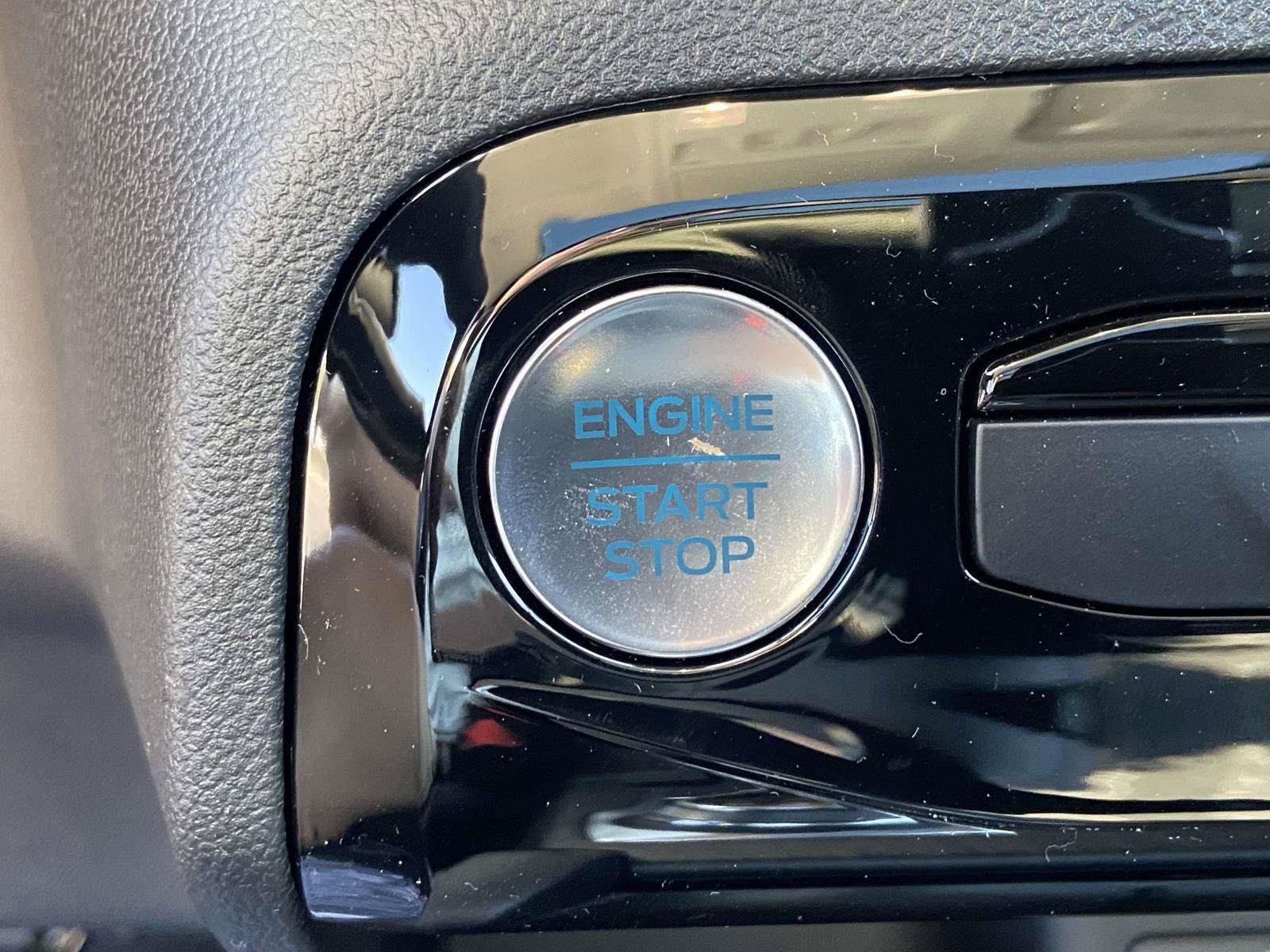 Used 2025 Ford Escape Active w/ Tech Pack #1 FWD image 30