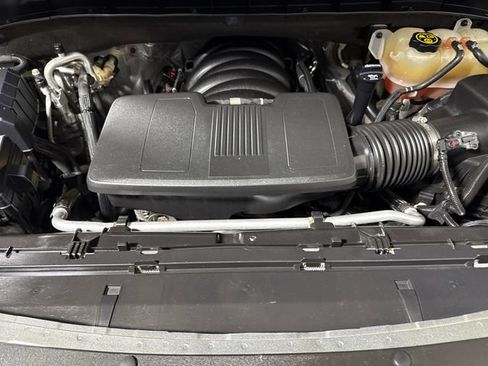 Used 2022 Chevrolet Tahoe RST w/ Luxury Package AWD/4WD image 45