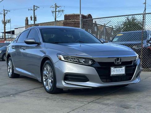 Used 2019 Honda Accord LX image 3