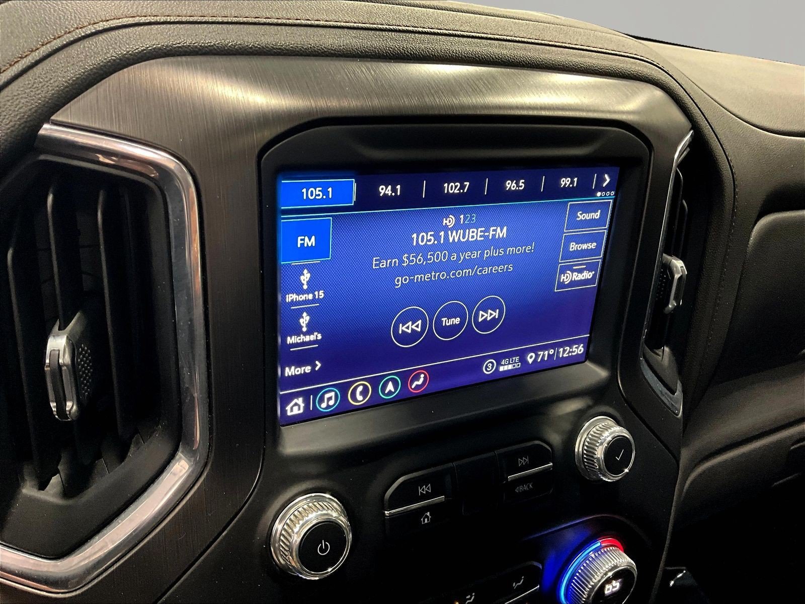 Used 2020 GMC Sierra 1500 AT4 w/ AT4 Premium Package AWD/4WD image 15