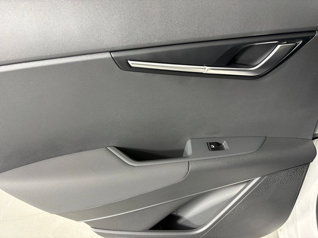 New 2026 Kia Niro EX FWD image 35