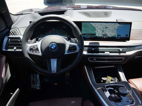 Certified 2024 BMW X5 xDrive50e w/ M Sport Package AWD/4WD image 7