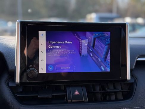 Used 2024 Toyota RAV4 LE image 8