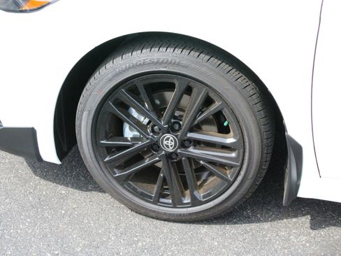 New 2026 Toyota Camry SE FWD image 12