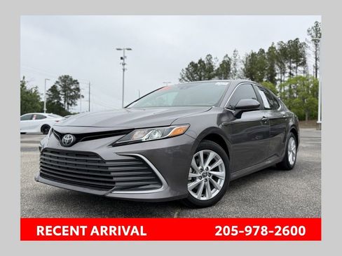 Used 2024 Toyota Camry LE FWD image 1