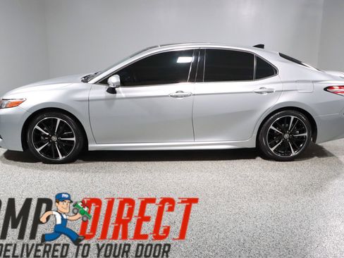 Used 2020 Toyota Camry XSE FWD image 10