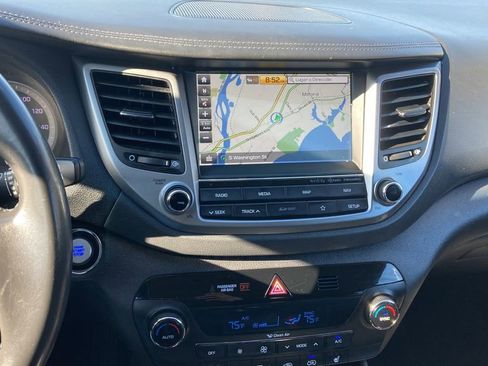 Used 2018 Hyundai Tucson SEL Plus AWD/4WD image 19