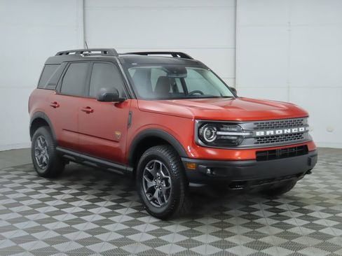 Used 2024 Ford Bronco Sport Badlands w/ Premium Package image 3