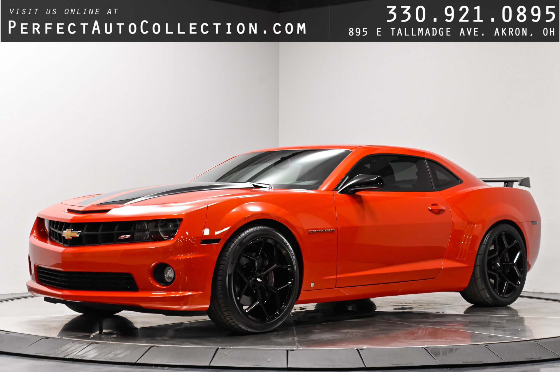 Used 2010 Chevrolet Camaro SS w/ RS Package RWD image 1