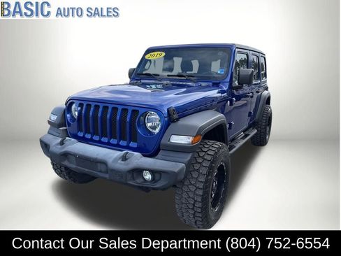Used 2019 Jeep Wrangler Unlimited Sport S image 2