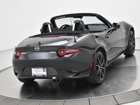 Certified 2025 MAZDA MX-5 Miata Grand Touring RWD image 23