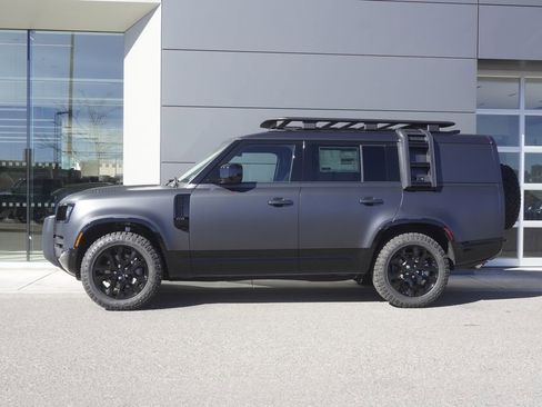 New 2026 Land Rover Defender 130 Outbound AWD/4WD image 8
