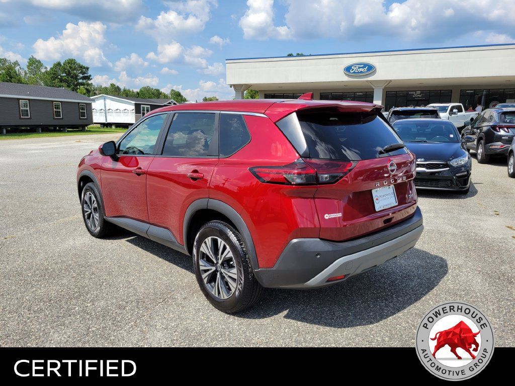 Used 2023 Nissan Rogue SV FWD image 4