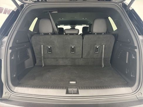 Used 2026 GMC Acadia Elevation w/ Elevation Premium Package image 32