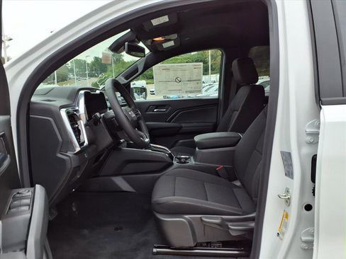 New 2026 GMC Canyon Elevation w/ Convenience Package image 14