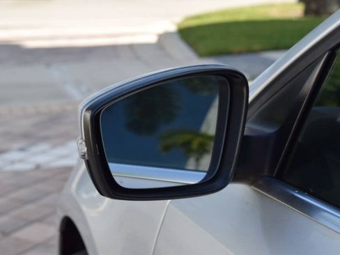 Used 2013 Volkswagen Jetta TDI FWD image 32