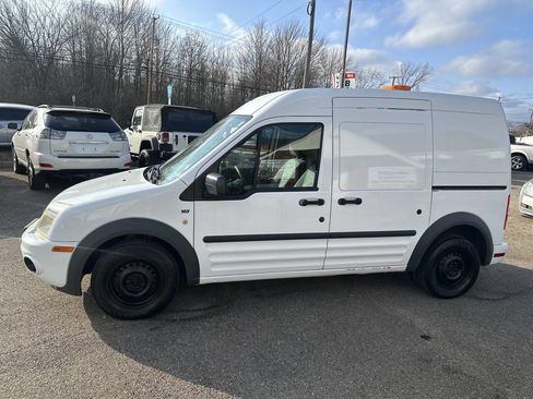 Used 2013 Ford Transit Connect XLT image 3