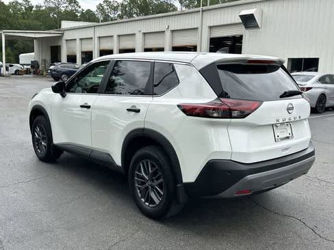 Used 2023 Nissan Rogue S FWD image 4