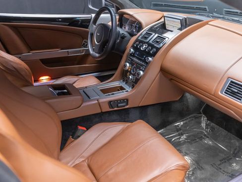 Used 2009 Aston Martin DB9 Coupe RWD image 52