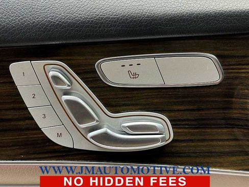 Used 2021 Mercedes-Benz GLC 300 4MATIC image 41