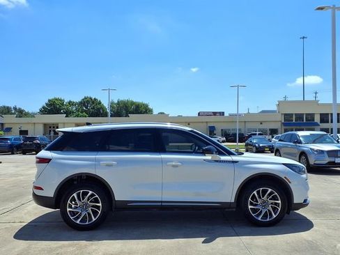 Used 2022 Lincoln Corsair FWD image 21