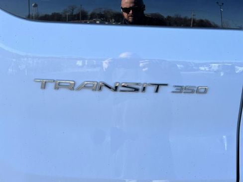 Used 2023 Ford Transit 350 XLT image 31