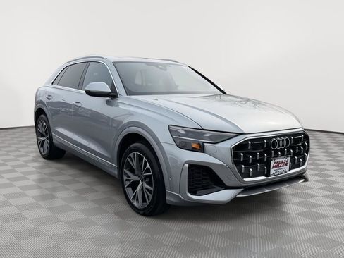 Used 2025 Audi Q8 Premium w/ Convenience Package AWD/4WD image 3