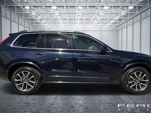 Used 2019 Volvo XC90 T5 Momentum w/ Protection Package Premier image 6