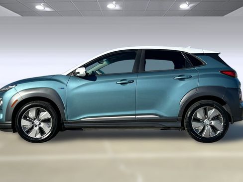 Used 2019 Hyundai Kona SEL image 2